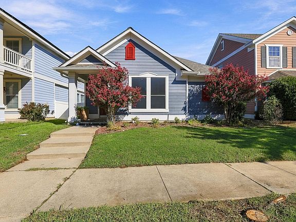 2nd image of 9839 Birch Dr