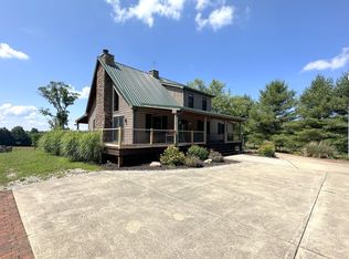 39901 White Rd, Nelsonville, OH 45764