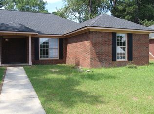 111 Augusta Ct, Leesburg, GA 31763