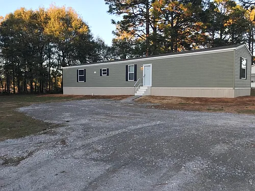 6611 Highway 28 E Photo 1