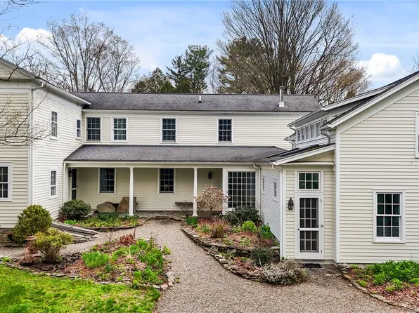 1735 Ellis Hollow Rd, Ithaca, NY 14850