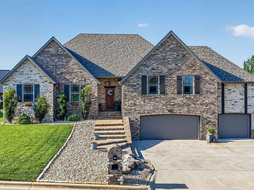 1st image of 102 E Ironwood Drive