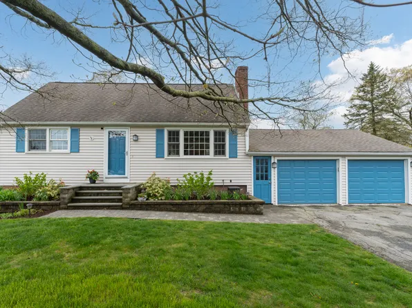 9 Elmwood Way, Clinton, CT 06413