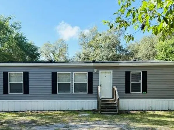 877 SE 38th Way, Melrose, FL 32666