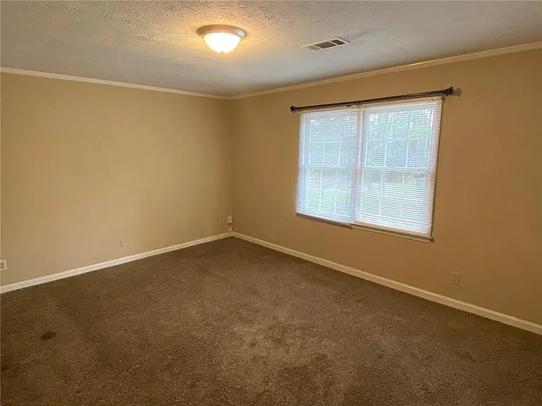 2347 Murell Rd — Photo 9