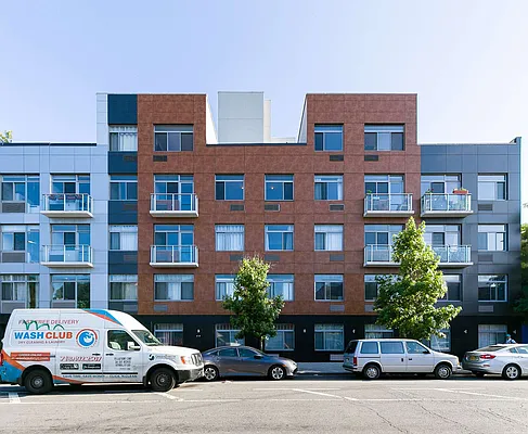 Rented by Nooklyn NYC LLC | media 68