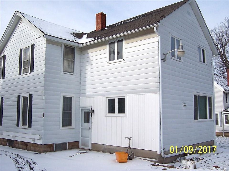 1st image of 123 McKinstry St