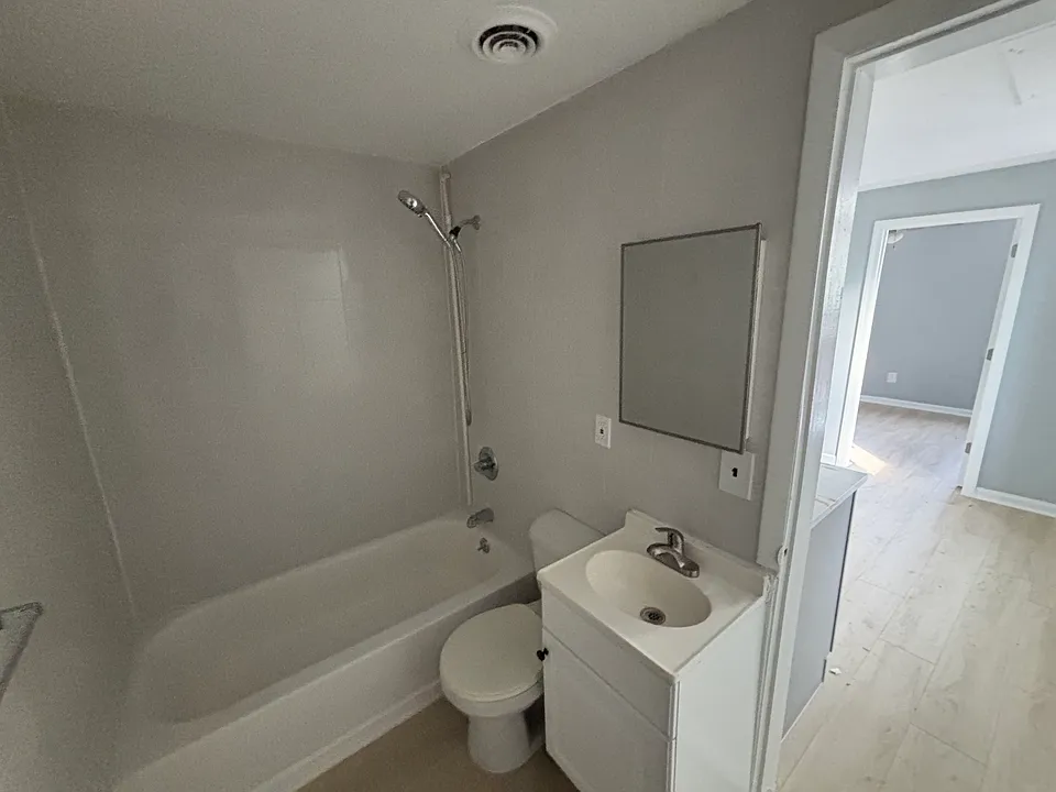 61 Concord St #1