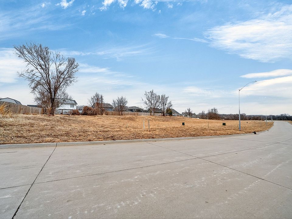 1st image of 236 Alder Blvd