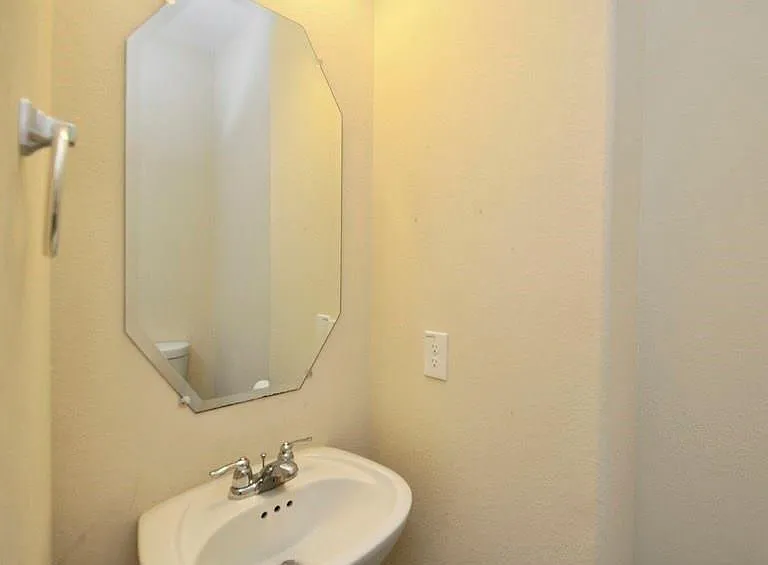 7302 Autumn Sun Dr — Photo 19