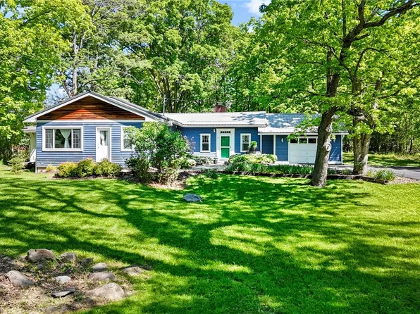 8 Oakcrest Rd, Ithaca, NY 14850