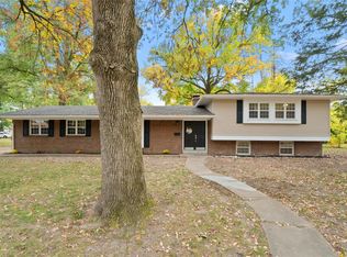 3808 Rowden Dr, Belleville, IL 62226