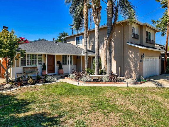 2nd image of 1839 Tioga Way