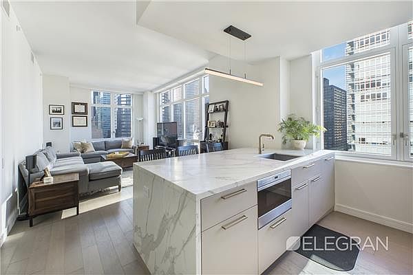 1st image of 305 E 51st St APT 15D