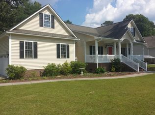 110 Ferret Run Ln, New Bern, NC 28562