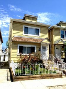 2641 91st St, Flushing, NY, 11369