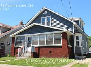 225 Garfield Ave SW, Grand Rapids, MI 49504