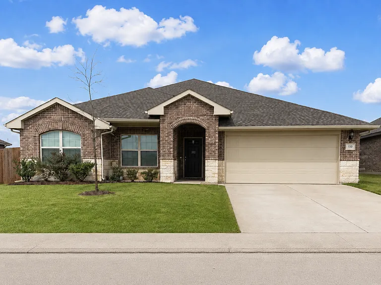 150 Willowbend Loop — Photo 1