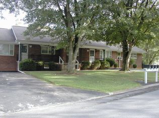 413 Brookhaven Dr #&-411, Johnson City, TN 37604