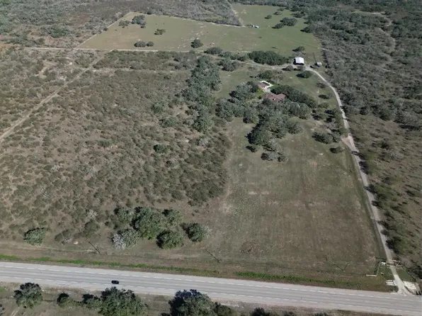 784 Highway 183, Refugio, TX 78377
