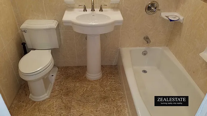 Rented by ZealEstate Group Inc | media 25