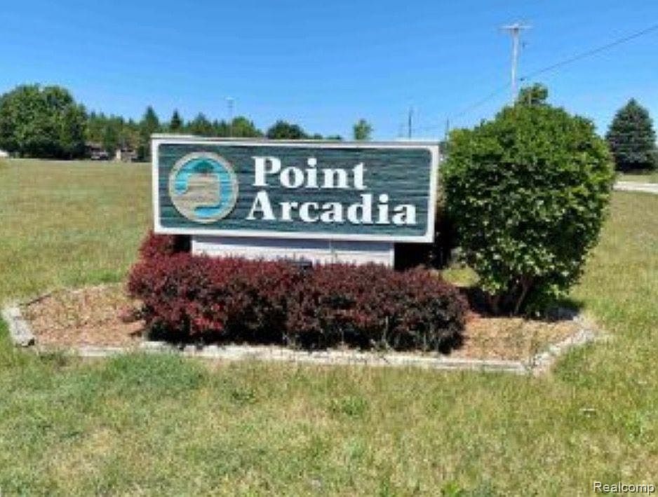 3334 Lakeland Dr, Arcadia, MI 49613 MLS 20230007953 Zillow