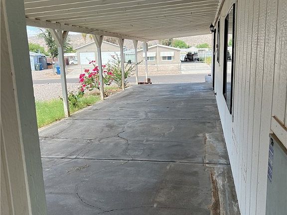 2nd image of 594 Holly Street