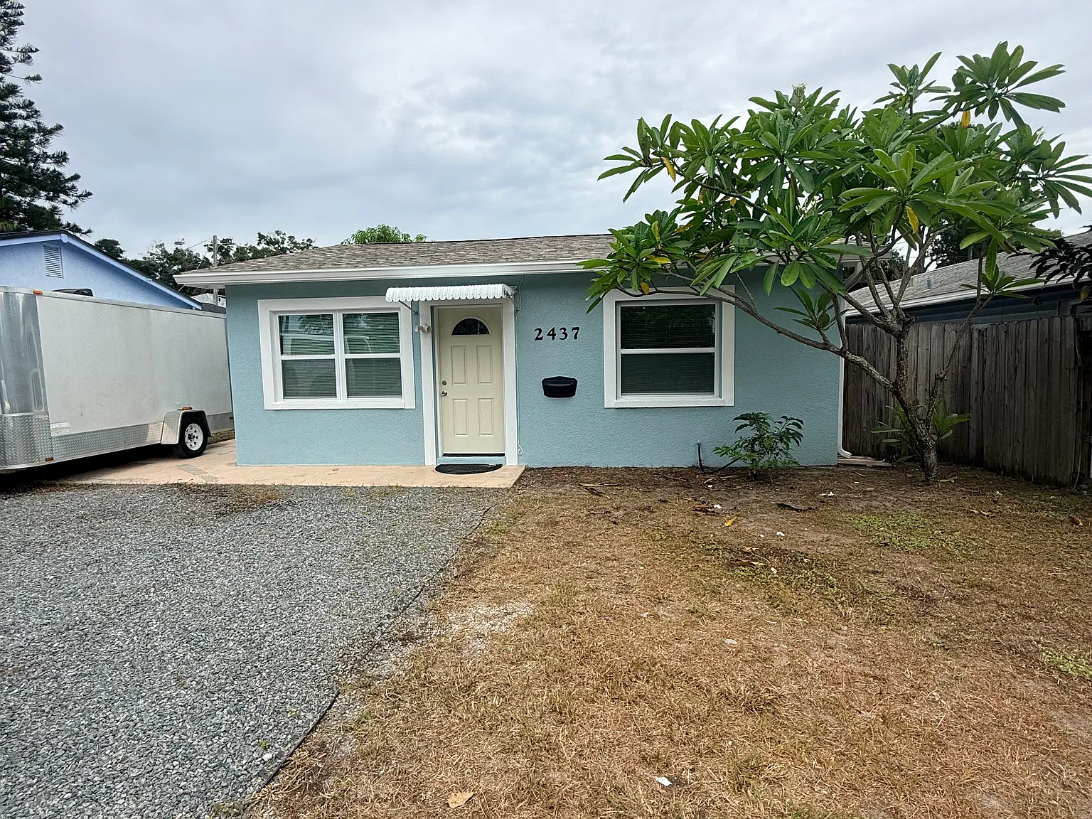 3 bed, 1100 sqft, $2,100 — Photo 1