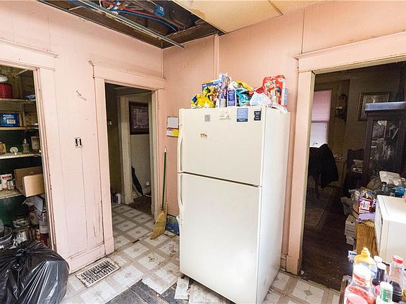 5th image of 3017 E 27th St
