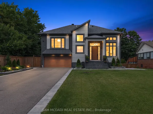 1750 Lincolnshire Blvd, Mississauga, ON L5E 2S7