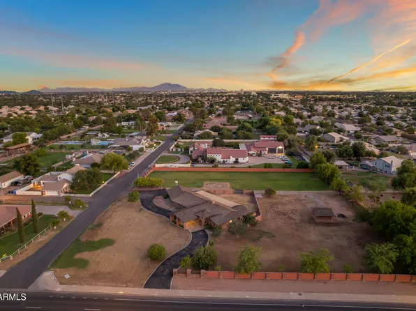 1821 E ELLIOT Road, Gilbert, AZ 85234