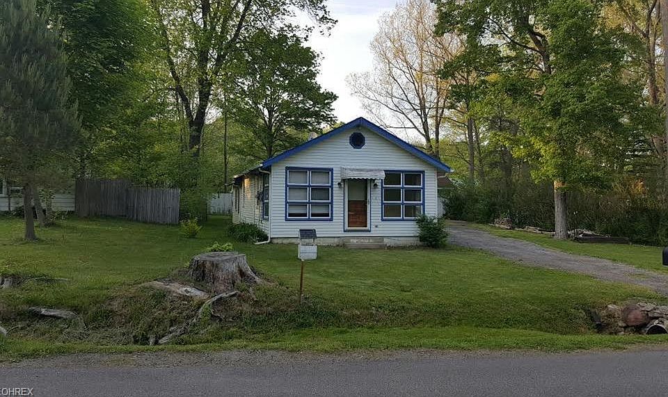 1st image of 207 Goredon Dr