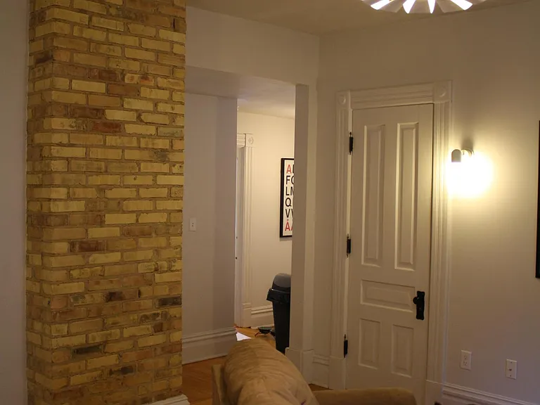 328 Paris Ave SE #4 — Photo 1