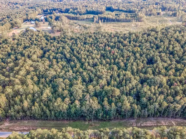 6 Mac Pate Rd, Cedarbluff, MS 39741