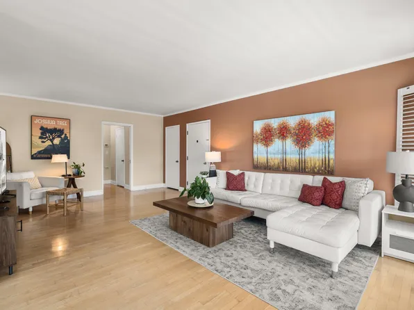 2641 State St APT 4, Santa Barbara, CA 93105