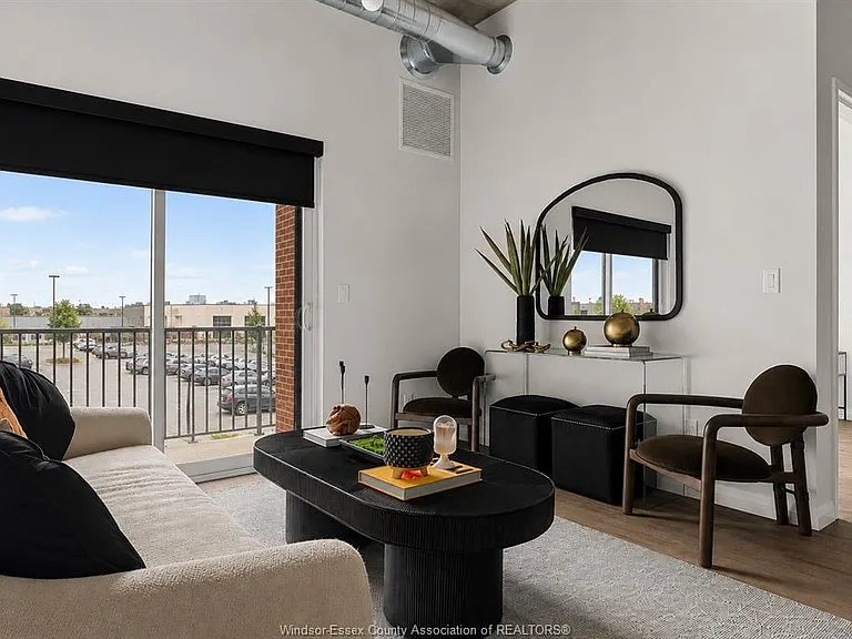 1370 Argyle Rd #225 — Photo 3
