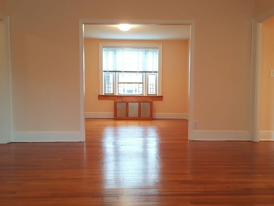1st image of 6940 108th St APT 3J