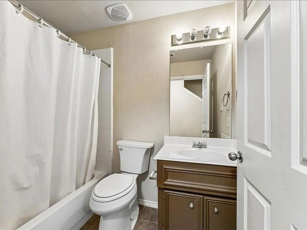 2 bed, 1887 sqft, $1,250 — Photo 4