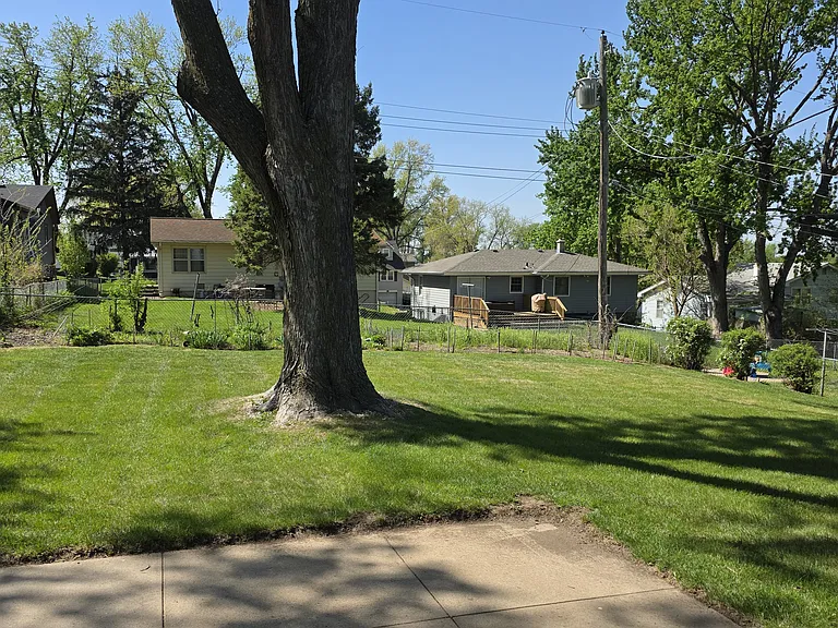 7605 Ontario St — Photo 10