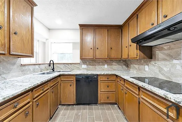 8102 Autumn Willow Dr — Photo 1