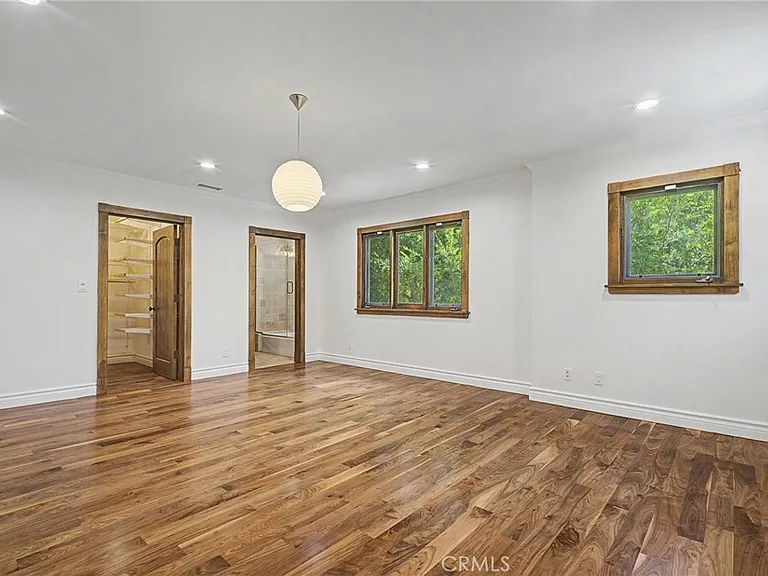 738 N Kenter Ave — Photo 19