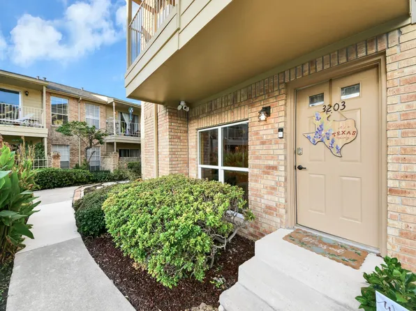11201 Lynbrook Dr APT 3203, Houston, TX 77042