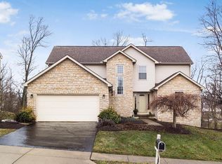 318 Weatherburn Dr, Pataskala, OH 43062