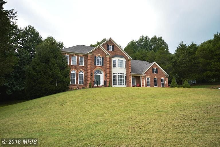 1st image of 3310 Stratford Dr