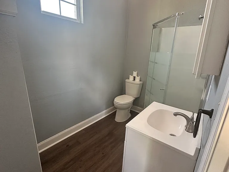 2030 Harold Ct — Photo 28