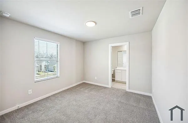 110 Greenbriar Dr — Photo 22