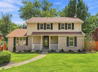 240 Shafer Rd, Coraopolis, PA 15108