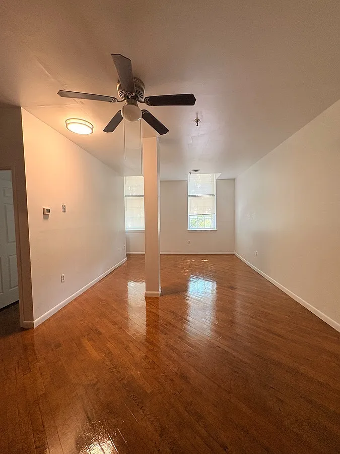 Floor plan 207