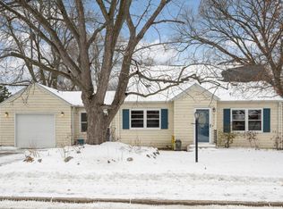 4760 Dominick Dr, Minnetonka, MN 55343