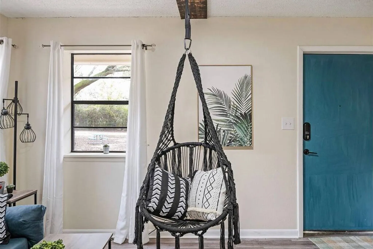 1 bed, 1.0 bath, 441 sqft, $3,516 — Photo 4